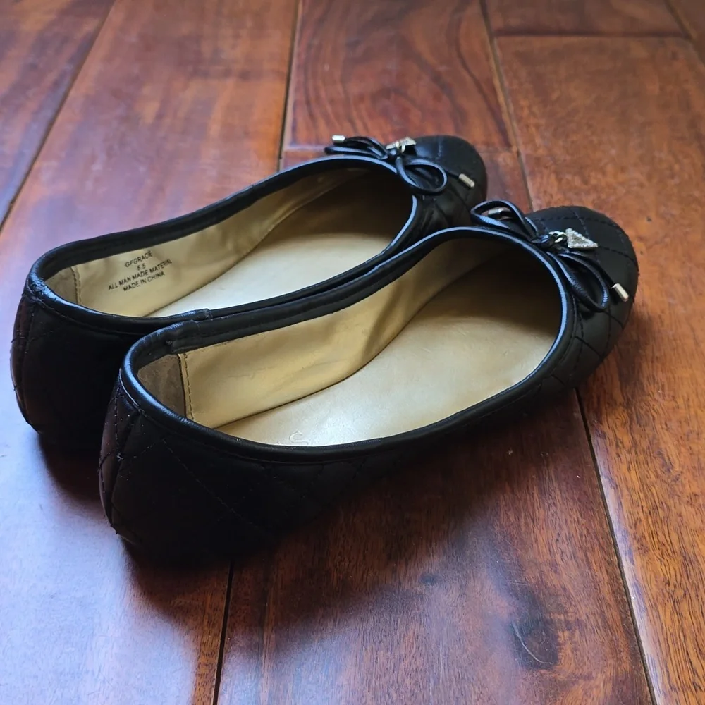 Guess flats - Picture 3 of 6